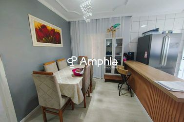 Casa &agrave; venda - 80m&sup2; - Regi&atilde;o do Lago