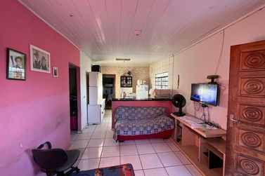 Casa &agrave; venda - 120m&sup2; - Pq Bandeirantes