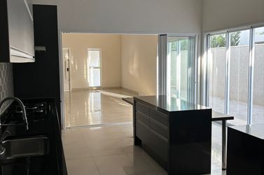Casa &agrave; venda - 218m&sup2; - Rua Gaivota