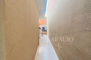 Casa &agrave; venda - 63m&sup2; - Jardim das Gar&ccedil;as
