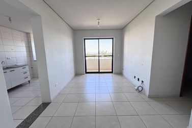 Apartamento para alugar - 67m&sup2; - Pra&ccedil;a H&ecirc;nio Romagnolli