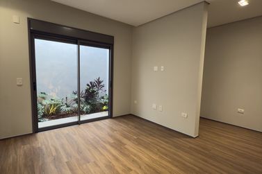 Casa &agrave; venda - 247m&sup2; - Condom&iacute;nio Residencial Europark