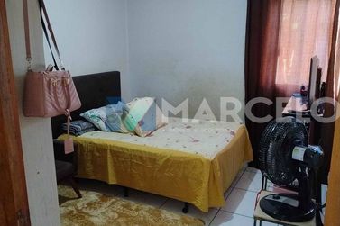 Casa &agrave; venda - 62m&sup2; - Jardim Das Gar&ccedil;as