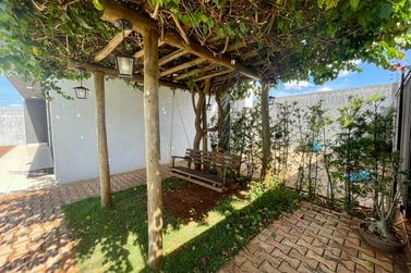 Sala Comercial &agrave; venda - 114m&sup2; - JARDIM SANTIAGO