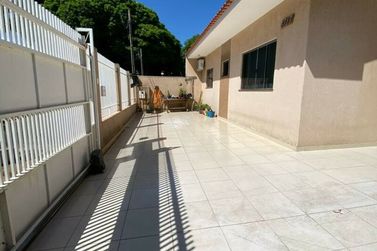 Casa &agrave; venda - 158m&sup2; - ZONA VI
