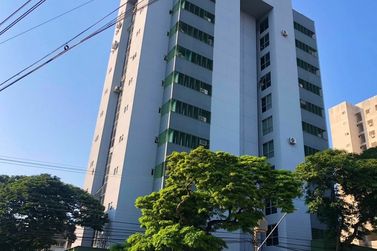 Sala Comercial &agrave; venda - 53m&sup2; - Zona I