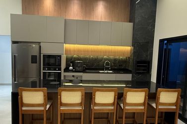 Casa &agrave; venda - 144m&sup2; - Parque Residencial Metropolitano