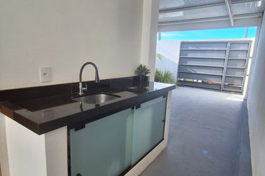 Casa &agrave; venda - 81m&sup2; - Parque Residencial Tokio