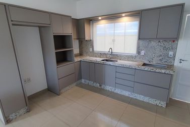 Casa &agrave; venda - 110m&sup2; - Parque Residencial Metropolitano
