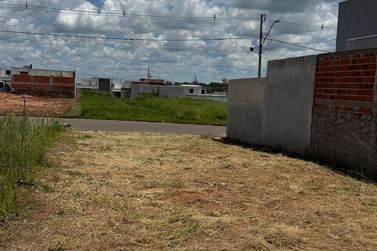 Terreno &agrave; venda - 140m&sup2; - Jardim Portugal