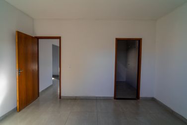 Casa &agrave; venda - 130m&sup2; - Jardim Aeroporto II