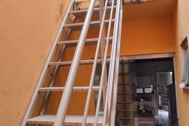 Casa &agrave; venda - 100m&sup2; - Alto da Paran&aacute; 