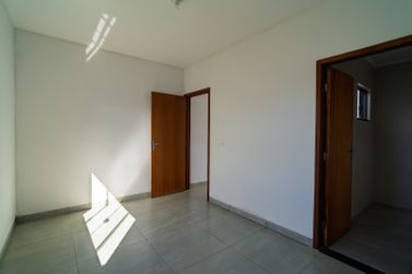 Casa &agrave; venda - 130m&sup2; - Jardim Aeroporto II