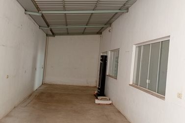 Sal&atilde;o Comercial para alugar - 180m&sup2; - Parque Residencial da G&aacute;vea