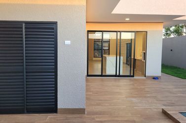 Casa &agrave; venda - 197m&sup2; - Jd. Interlagos 2