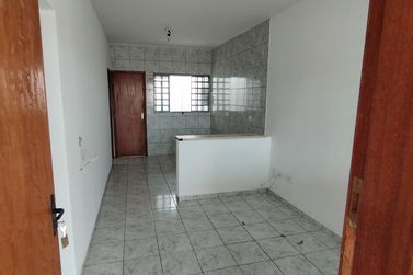 Casa para alugar - 66m&sup2; - Parque Presidente 