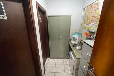 Sala Comercial &agrave; venda - 53m&sup2; - Zona I