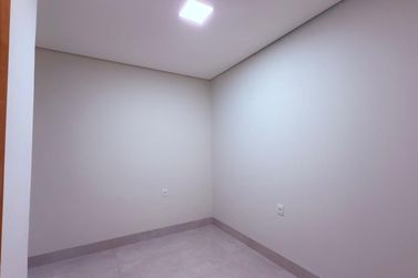 Casa &agrave; venda - 165m&sup2; - Parque Residencial Metropolitano
