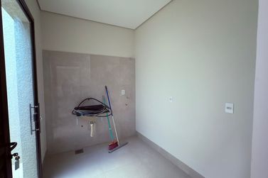 Casa &agrave; venda - 165m&sup2; - Parque Residencial Metropolitano