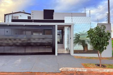 Casa &agrave; venda - 165m&sup2; - Parque Residencial Metropolitano