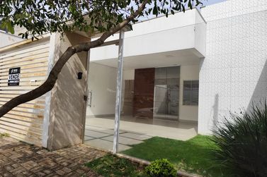 Casa &agrave; venda - 140m&sup2; - Parque Residencial Interlagos