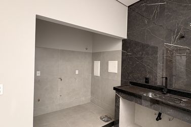 Sobrado &agrave; venda - 136m&sup2; - Zona III