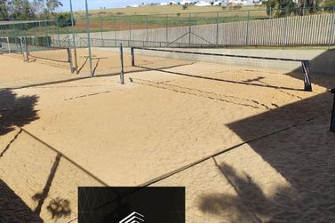 Terreno &agrave; venda - 247m&sup2; - Paysage Essenza Condom&iacute;nio