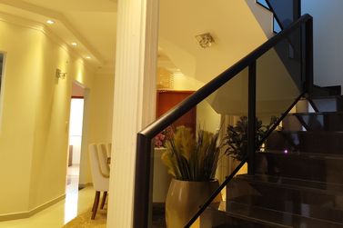 Sobrado &agrave; venda - 297m&sup2; - Jardim Vit&oacute;ria