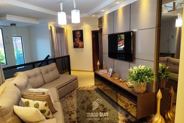 Sobrado &agrave; venda - 297m&sup2; - Jardim Vit&oacute;ria