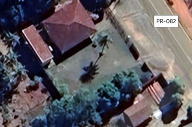 S&iacute;tio &agrave; venda - 200m&sup2; - Centro
