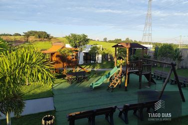 Terreno &agrave; venda - 240m&sup2; - Condom&iacute;nio Paysage Unique