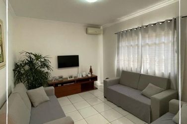Casa &agrave; venda - 390m&sup2; - Zona 2