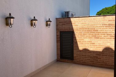 Casa &agrave; venda - 350m&sup2; - Zona I-A