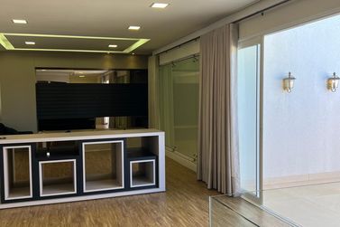 Casa &agrave; venda - 350m&sup2; - Zona I-A