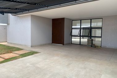 Casa &agrave; venda - 218m&sup2; - Parque Residencial da G&aacute;vea
