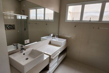 Casa &agrave; venda - 218m&sup2; - Residencial Euro Park