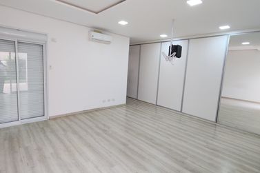 Casa &agrave; venda - 218m&sup2; - Residencial Euro Park