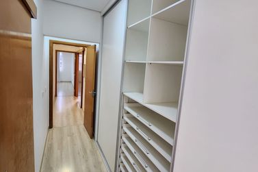 Casa &agrave; venda - 218m&sup2; - Residencial Euro Park