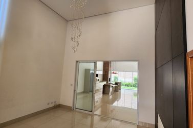 Casa &agrave; venda - 218m&sup2; - Residencial Euro Park