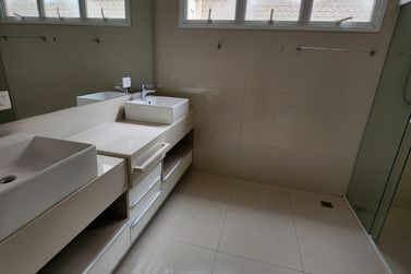 Casa &agrave; venda - 218m&sup2; - Residencial Euro Park