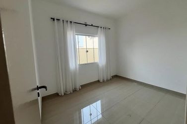 Casa &agrave; venda - 110m&sup2; - Parque Residencial Metropolitano