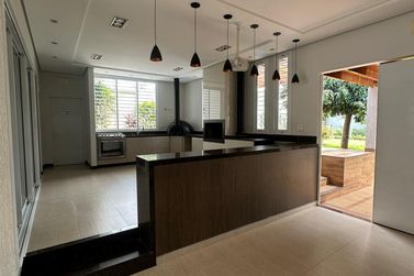Casa &agrave; venda - 270m&sup2; - Parque Presid.