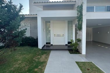 Casa &agrave; venda - 270m&sup2; - Parque Presid.