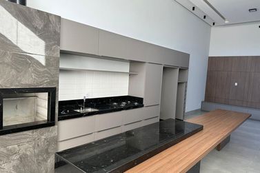 Casa &agrave; venda - 126m&sup2; - PORTO FIGUEIRA