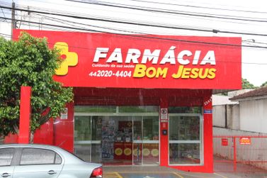 Sal&atilde;o Comercial &agrave; venda - 200m&sup2; - Zona I