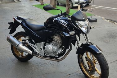 HONDA CB