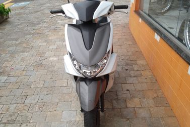 YAMAHA FLUO
