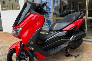 YAMAHA NMAX