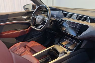 Audi E-TRON