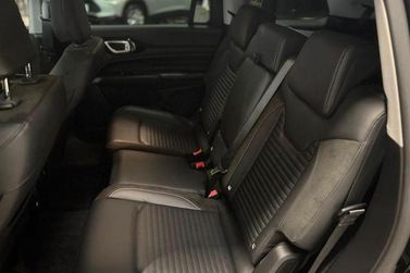 Jeep Commander